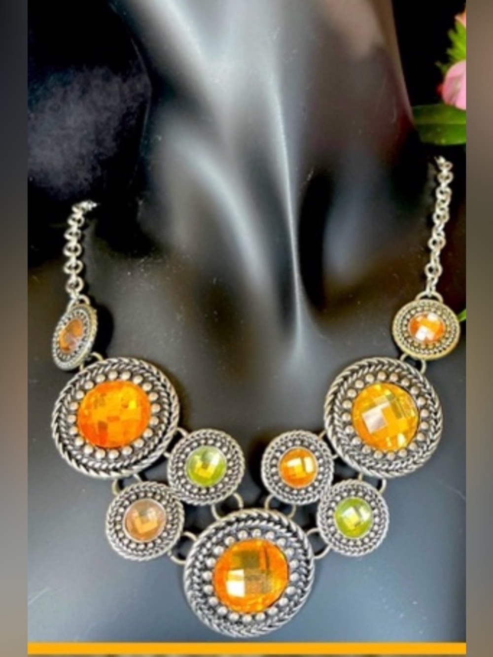 Premier Designs necklace - Picture 2 of 6
